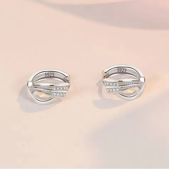 925 sterling Silver Hoop Earrings - Picture 1 of 5